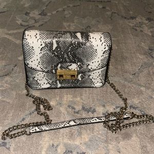 Snake skin shoulder bag clutch
